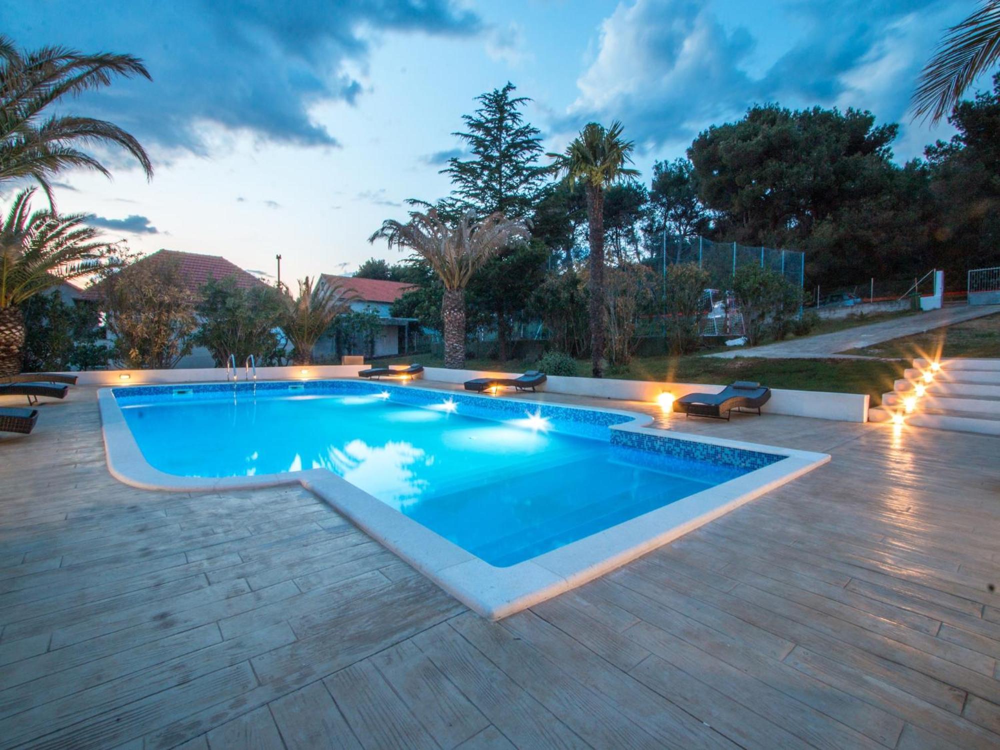 Scenic Holiday Home In Bibinje Near Sea Ngoại thất bức ảnh