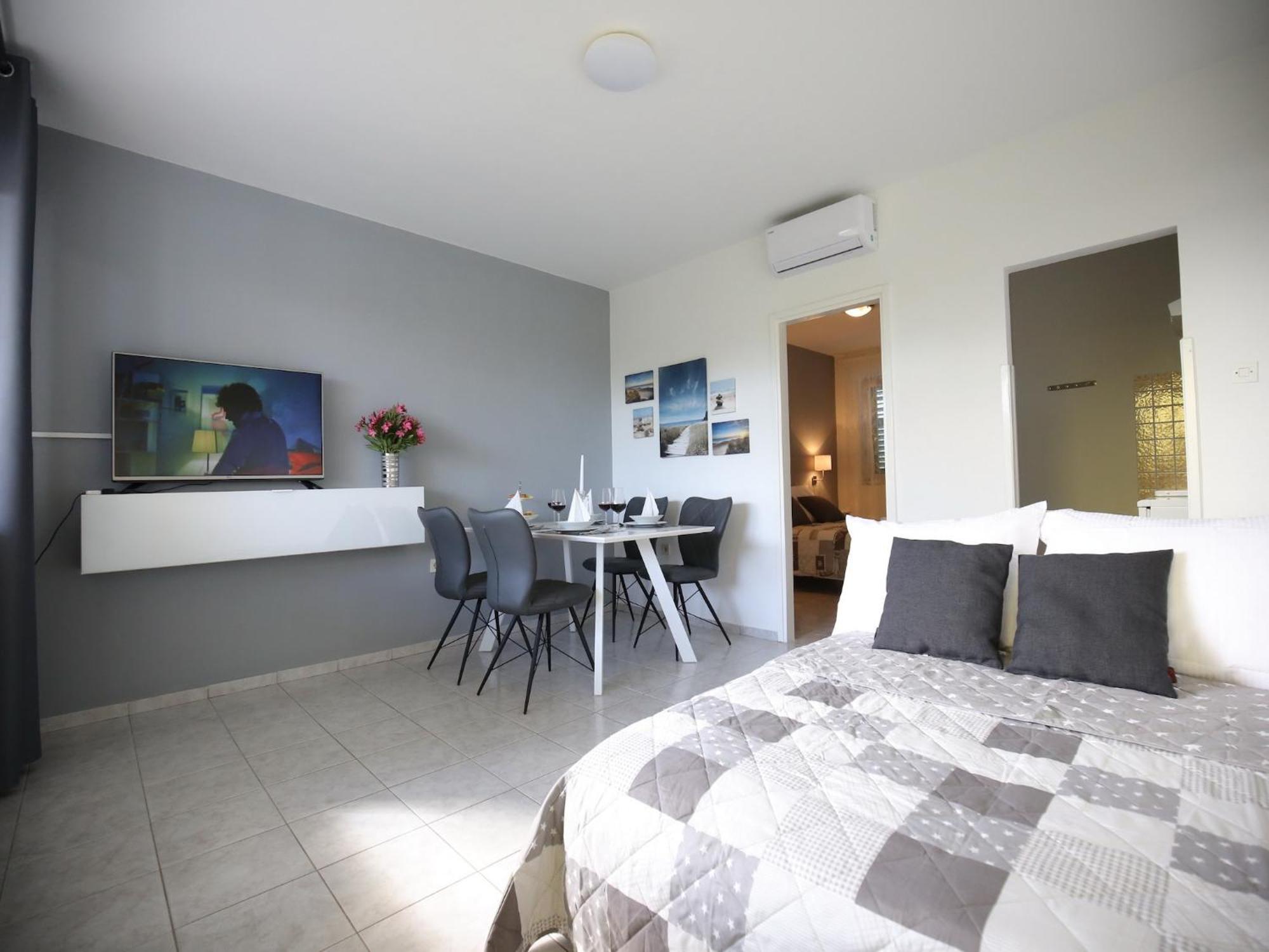 Scenic Holiday Home In Bibinje Near Sea Ngoại thất bức ảnh